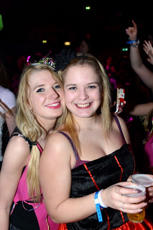 ../Images/Jubileum feest 5x11 357.jpg